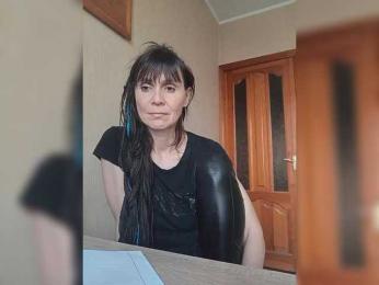 Hellenalonenochka webcam model stream image