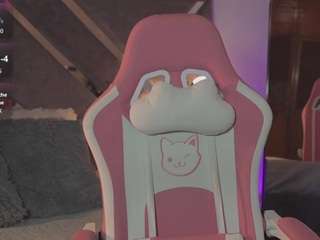 emma-vloss webcam model stream image