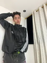 Miguel_bigcock webcam stripchat model stream image