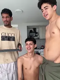 Miguel_bigcock webcam stripchat model stream image