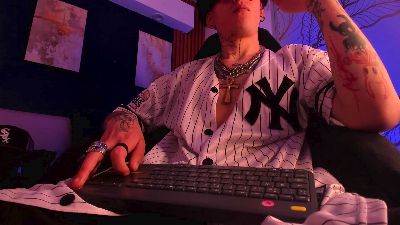 Dark_void webcam model stream image