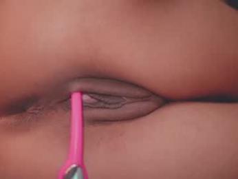 little_eli webcam model stream image