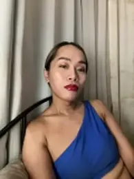 RomanticPearlTS webcam model stream image