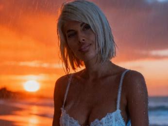 SalmaRoze webcam model stream image