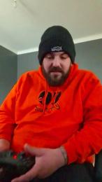 Uhgjvv webcam model stream image