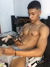 RickyEbony webcam model stream image