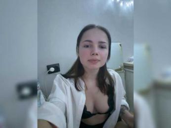 SoftElinaa webcam model stream image