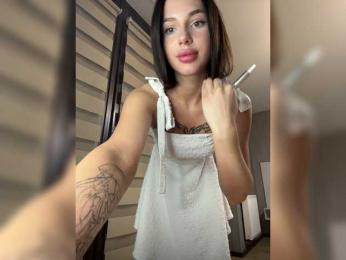 BabyDarii webcam bongacams model stream image