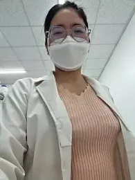 HinaLovely webcam model stream image