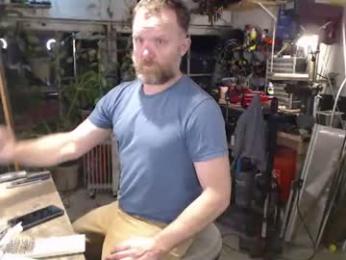 seattlemanwhore webcam model stream image