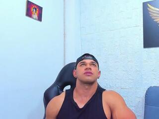 Aaron Velour webcam flirt4free model stream image