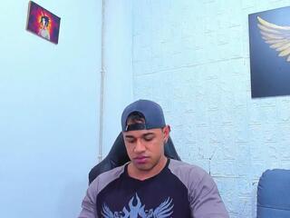 Aaron Velour webcam flirt4free model stream image