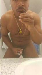 ThikDik33 webcam model stream image