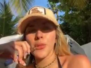 liliimoon webcam camsoda model stream image