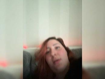 HotMerry webcam model stream image