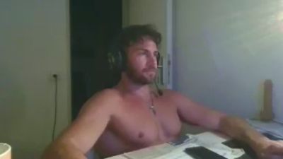 ALPHA_HUNK webcam model stream image