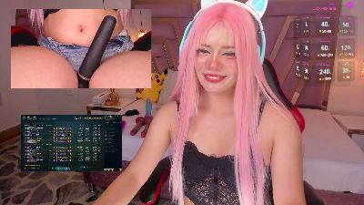 LilaPop_ webcam model stream image