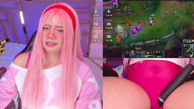 LilaPop_ webcam model stream image