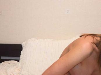 Fantasy_Moonlight webcam model stream image