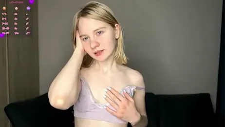 OdelinaFicken webcam stripchat model stream image