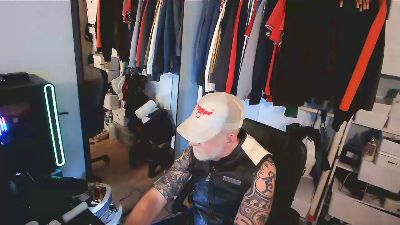 FTSHR webcam model stream image