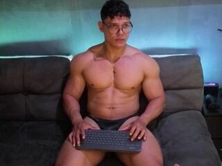 Jones Blaze webcam flirt4free model stream image