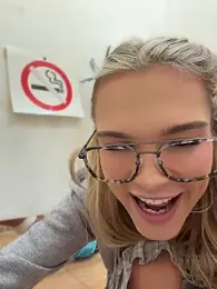 Nicoleevien webcam stripchat model stream image