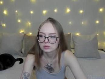 shy_suchka webcam model stream image