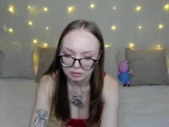 shy_suchka webcam model stream image