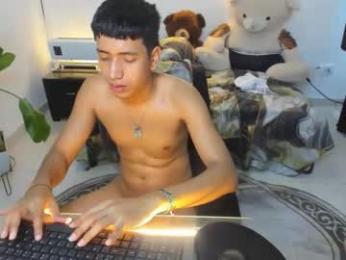 darwinandbrayan webcam chaturbate model stream image