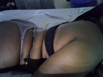 Cumpiee webcam model stream image