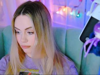 -ANN webcam bongacams model stream image