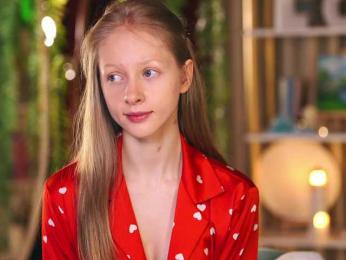 MiaVebes webcam model stream image