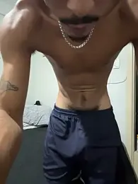 Magriim027 webcam model stream image