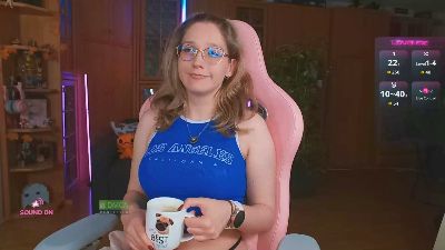 LunaNicole webcam model stream image