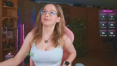 LunaNicole webcam model stream image