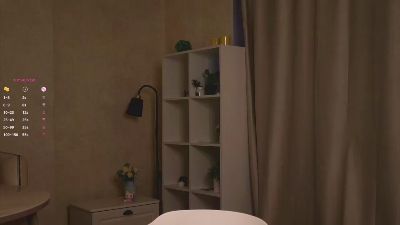 LynneForster webcam model stream image