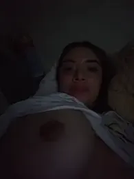 valery_mora webcam model stream image