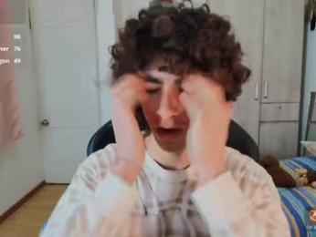 lucas_xo webcam model stream image