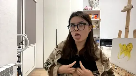 SaintMari webcam model stream image