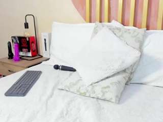 nicoleangels webcam model stream image