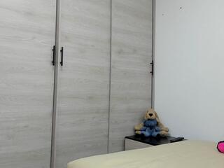 Daniela Lopezz webcam model stream image