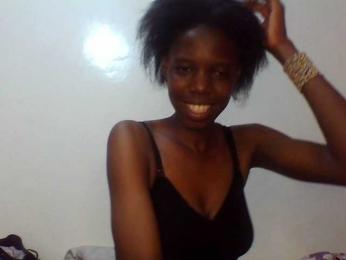 Sexxybellah6 webcam model stream image