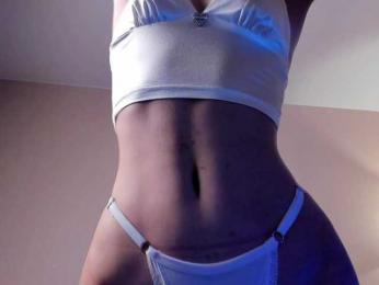 EllieRough webcam model stream image