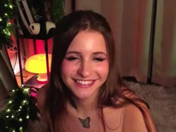 ceceliapidcock webcam chaturbate model stream image