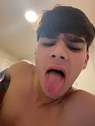 Jgucfubcd webcam stripchat model stream image