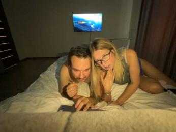 MokoMila webcam model stream image