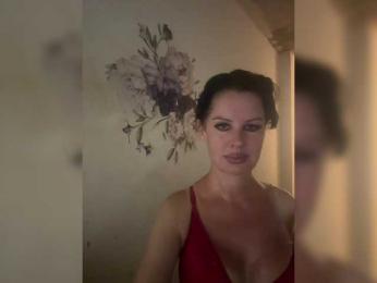 RoyalBreasts webcam model stream image