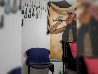 QueenAnitaDix webcam model stream image