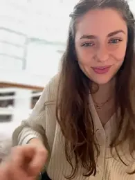 MariiD webcam stripchat model stream image